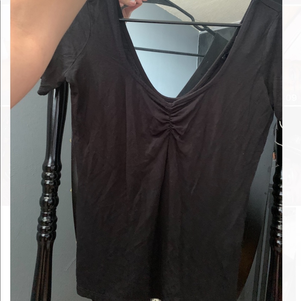 Off the shoulder black crop top shirt